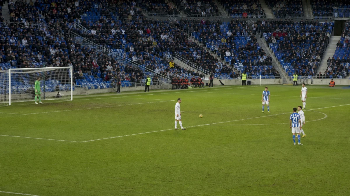 Real Madrid tok tabelltoppen etter klar seier over Real Sociedad