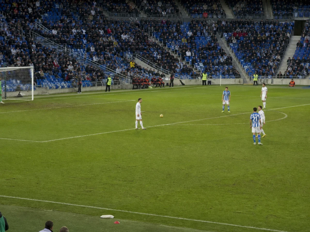 Real Madrid tok tabelltoppen etter klar seier over Real Sociedad