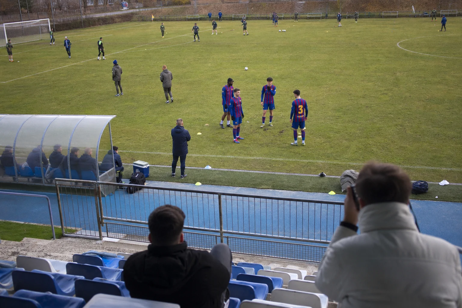 Barcelona samler hele førstelaget før avreisen til Basel